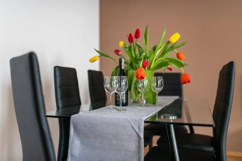 P&O Goclaw 2 Apartman Varsó