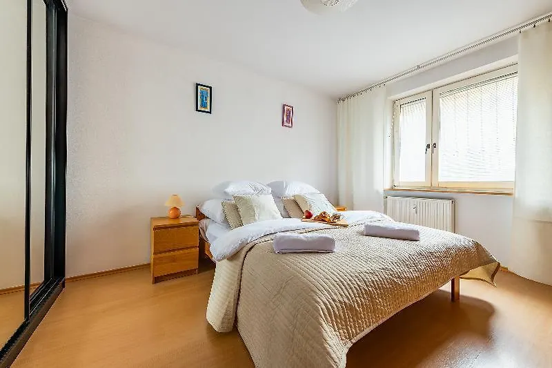 P&O Goclaw 2 Apartman Varsó